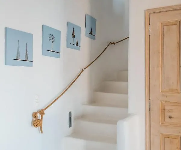 Of Memories * Glastros (Mykonos)